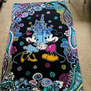 {Vera Bradley} Disney Blanket